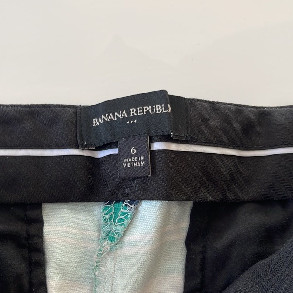 Banana republic shorts - Picture 2 of 4